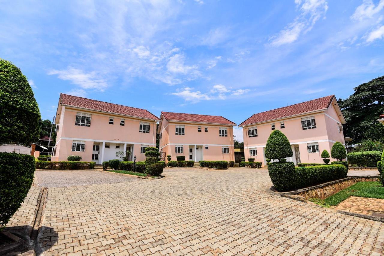 Corinya Serviced Apartments エンテベ エクステリア 写真