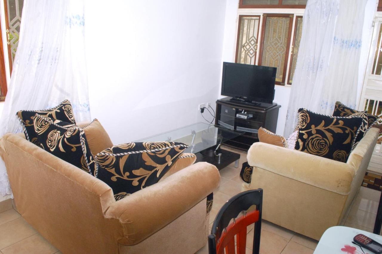 Corinya Serviced Apartments エンテベ エクステリア 写真